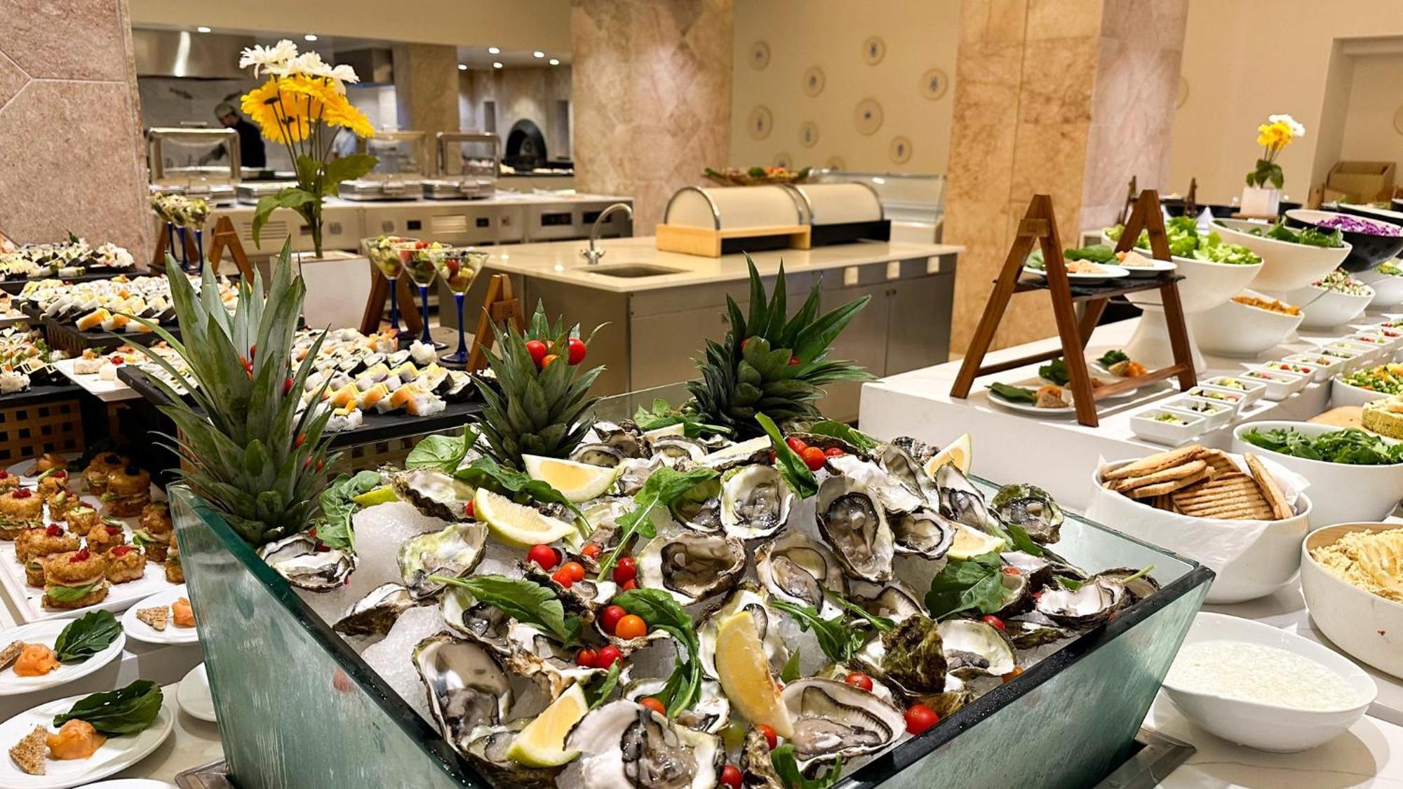 Royal Azur Thalassa Hammamet Exterior photo Oysters on ice